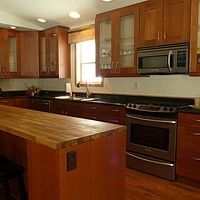 02-kitchen-wallowa-lake-cabin - 339 KB